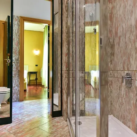 아파트 Elegant & Cozy In The Heart Of