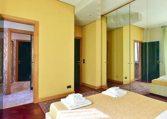 Elegant & Cozy In The Heart Of Appartamento *